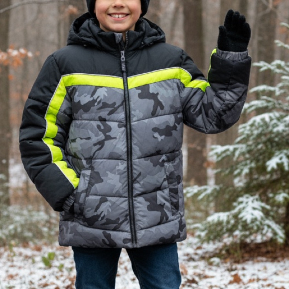SEQUOIA Camouflage Puffer Kids Jacket Sz 14/16